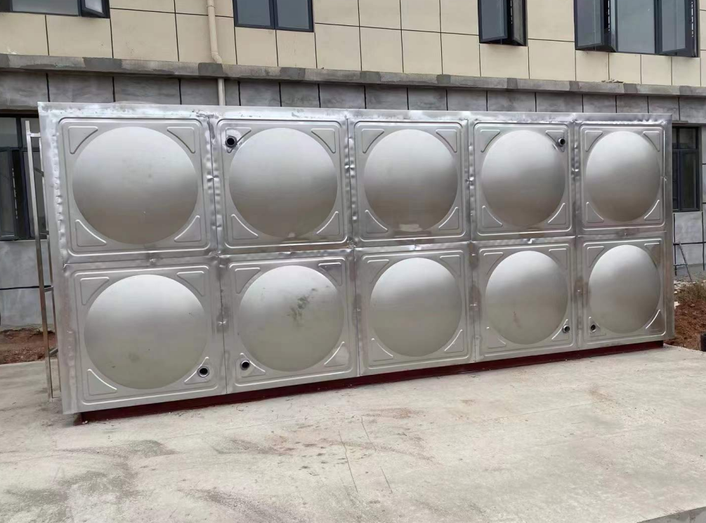 北京不锈钢保温水箱的分类和特点