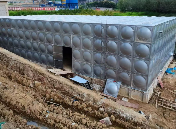 北京关于不锈钢水箱材质差别，影响水箱使用寿命的问题